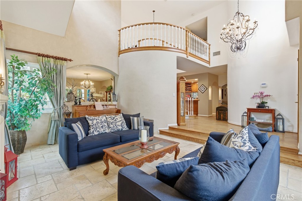 10925 Willowbrae