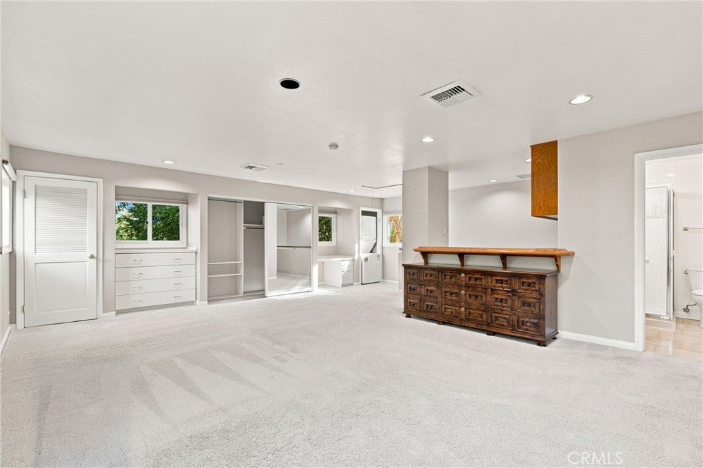 10925 Willowbrae