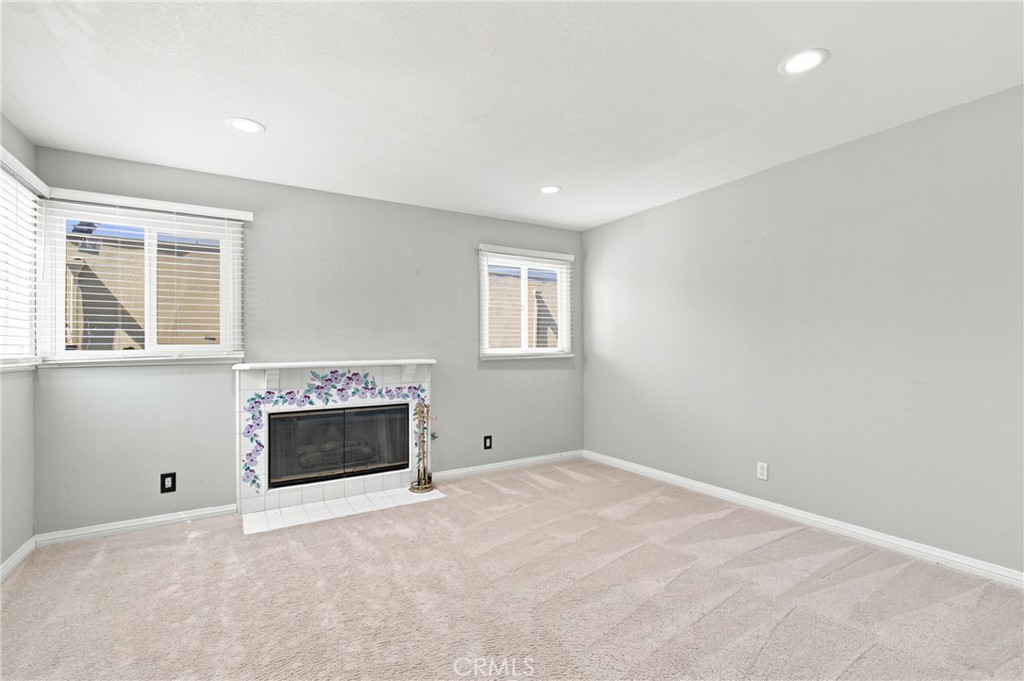 10925 Willowbrae
