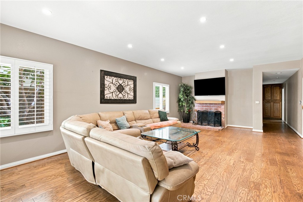 10925 Willowbrae