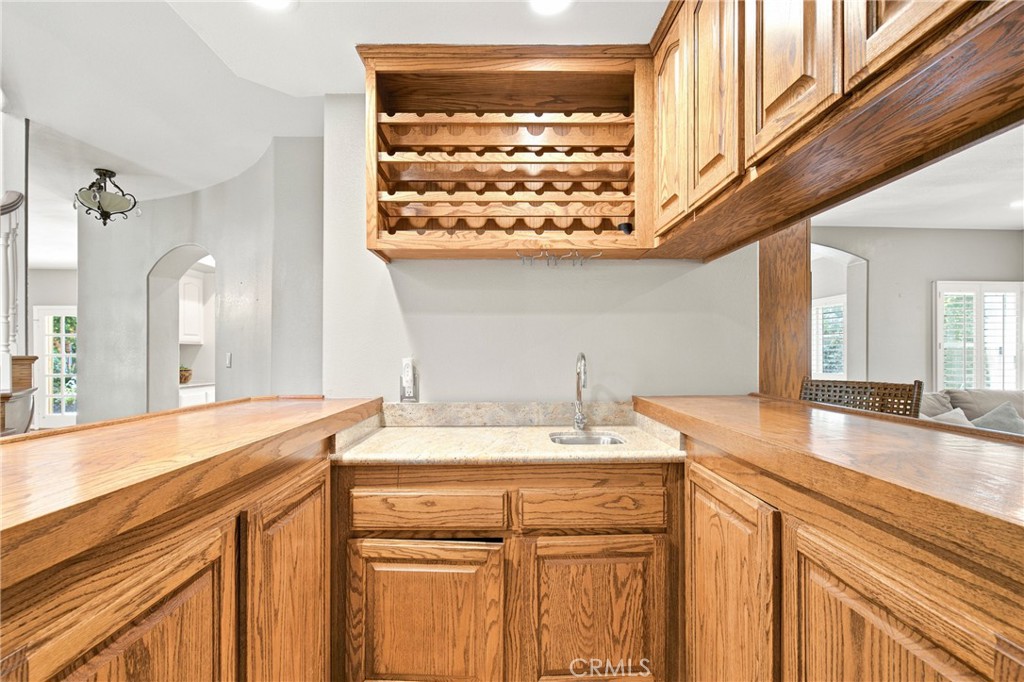 10925 Willowbrae