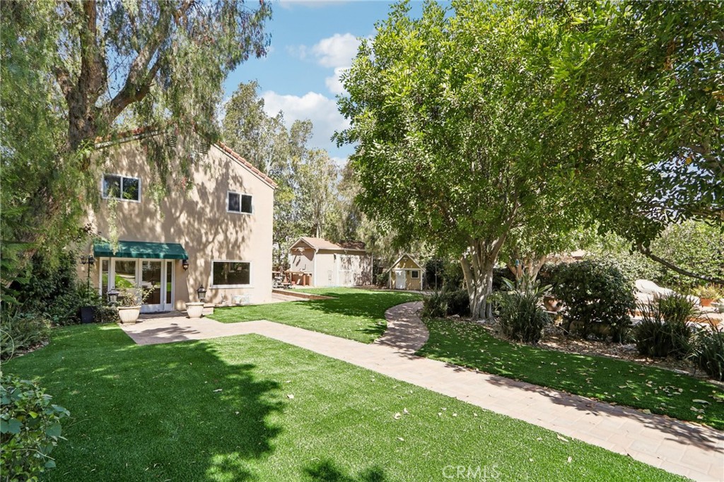 10925 Willowbrae