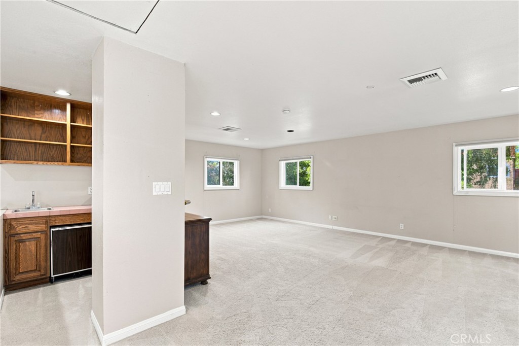 10925 Willowbrae