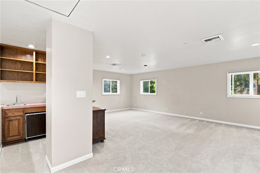 10925 Willowbrae