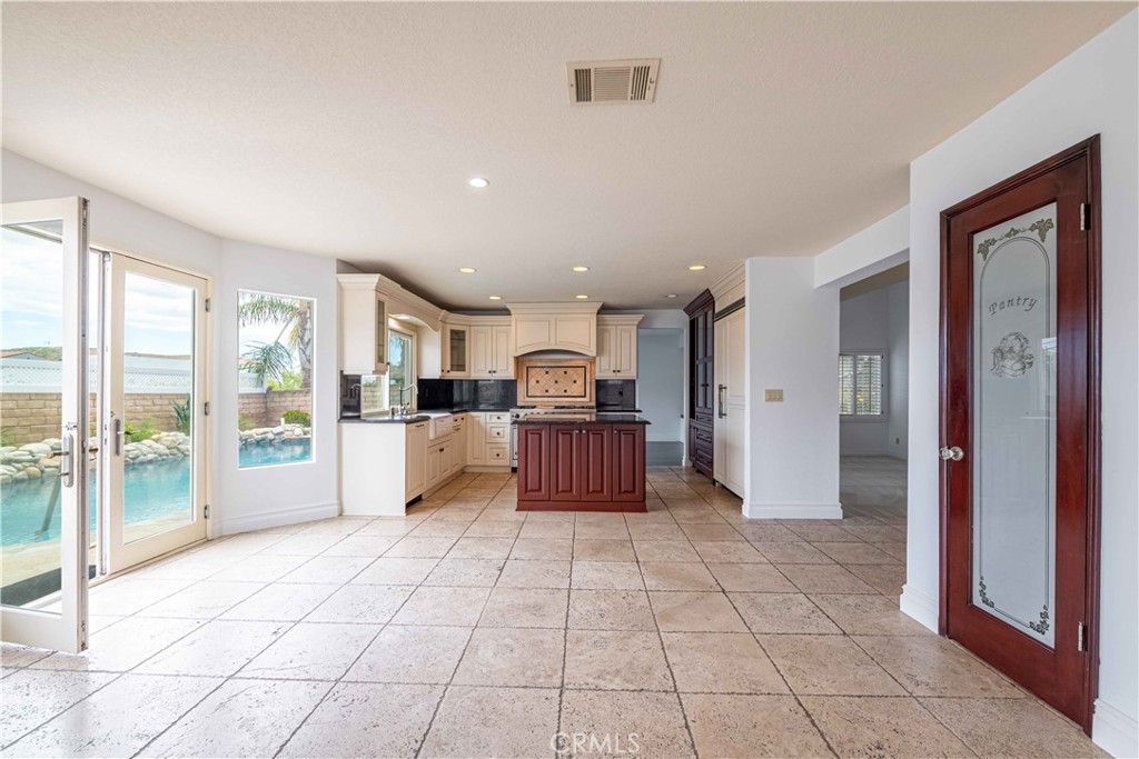 5690 Buffwood Place