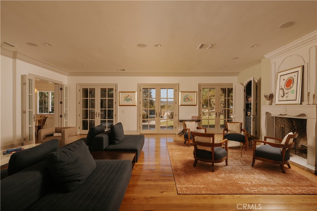 4155 Green Meadow Court