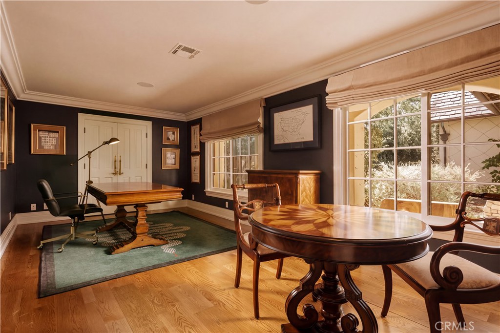 4155 Green Meadow Court