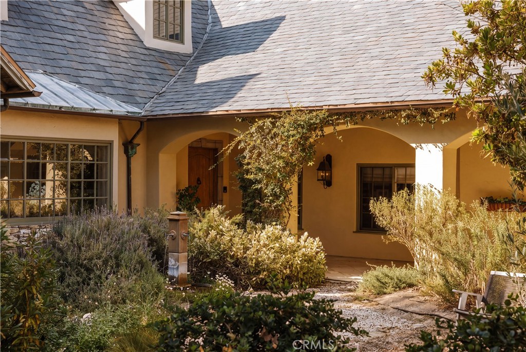 4155 Green Meadow Court