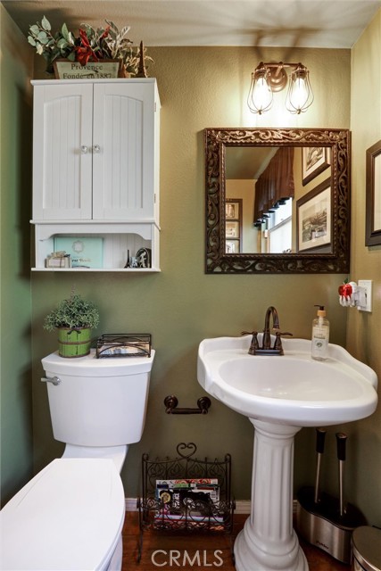 20892 Avenida Amapola