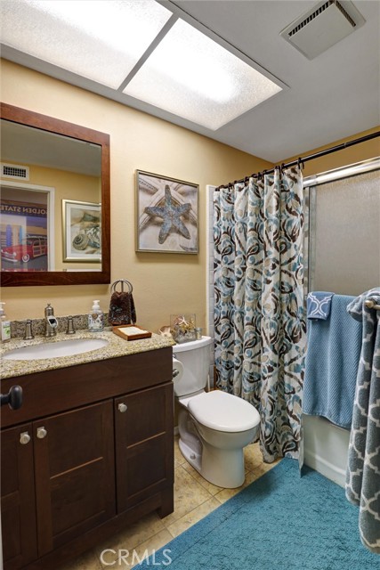 20892 Avenida Amapola