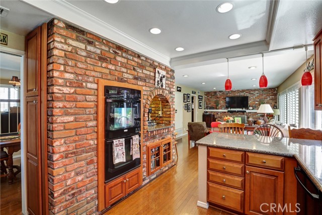 20892 Avenida Amapola