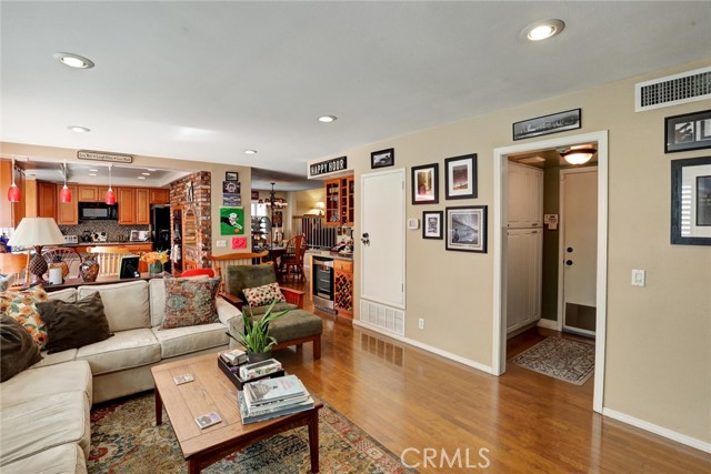 20892 Avenida Amapola