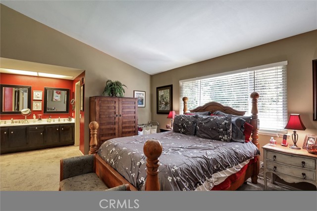 20892 Avenida Amapola