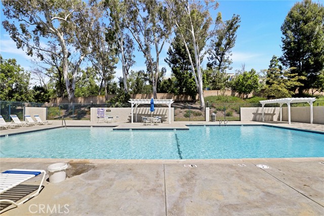 20892 Avenida Amapola