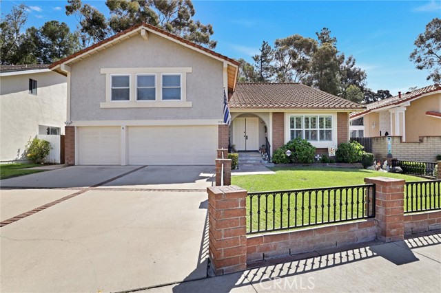 20892 Avenida Amapola