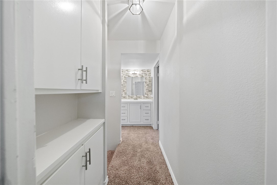 7321 Lennox AVE Unit: F5