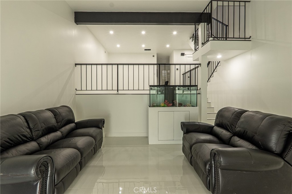 21137 Lassen Street 5