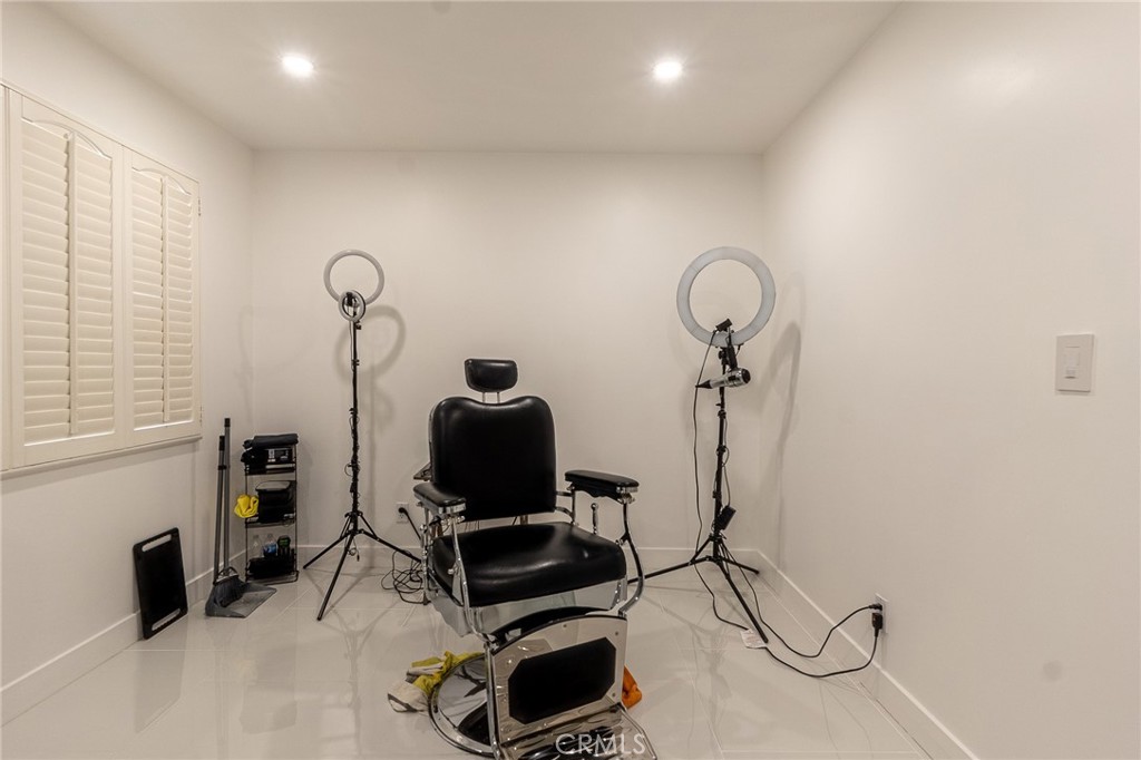 21137 Lassen Street 5