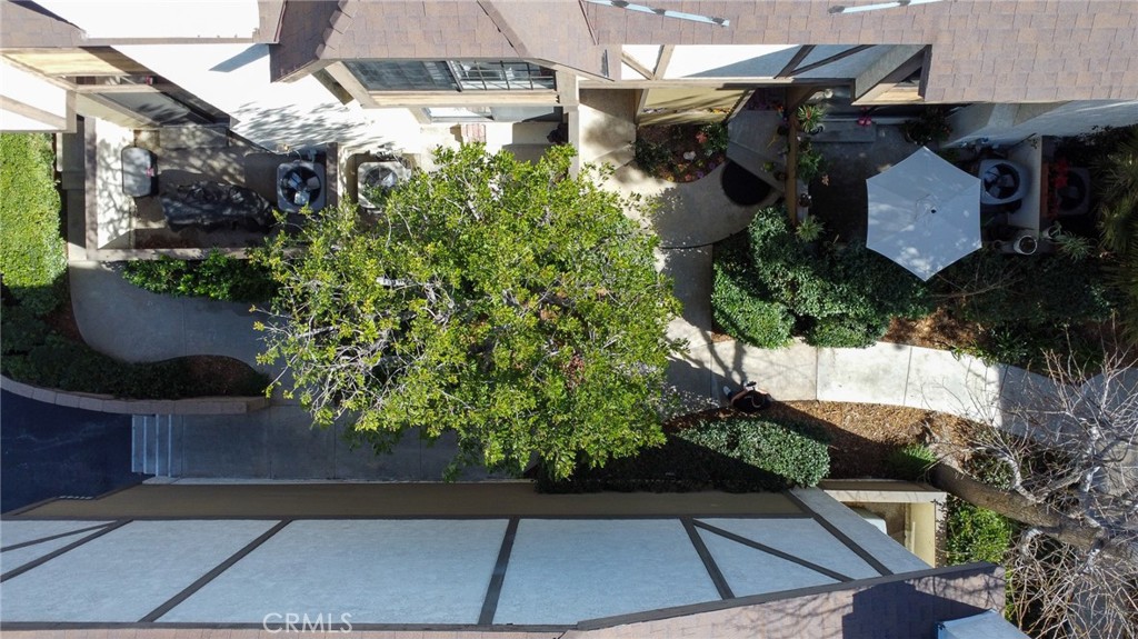 21137 Lassen Street 5