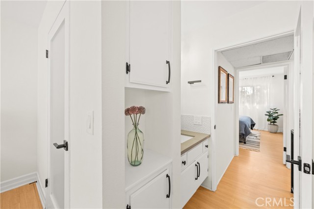 2500 Abbot Kinney BLVD Unit: 5