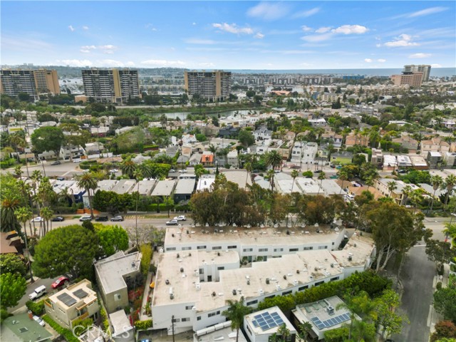 2500 Abbot Kinney BLVD Unit: 5