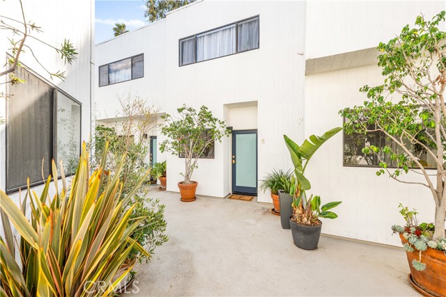2500 Abbot Kinney BLVD Unit: 5