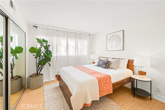 2500 Abbot Kinney BLVD Unit: 5