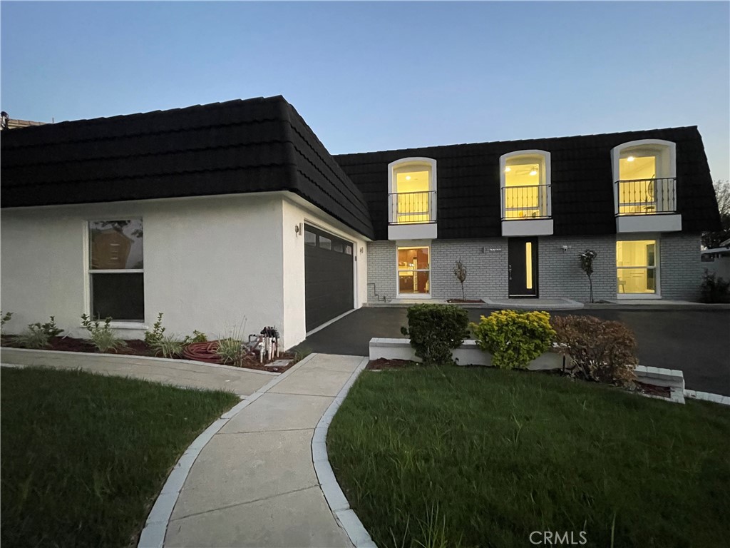22100 Acorn Street