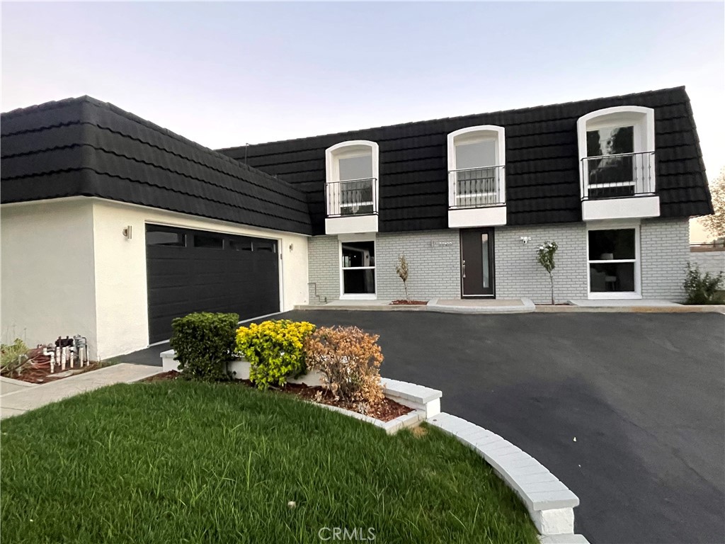 22100 Acorn Street