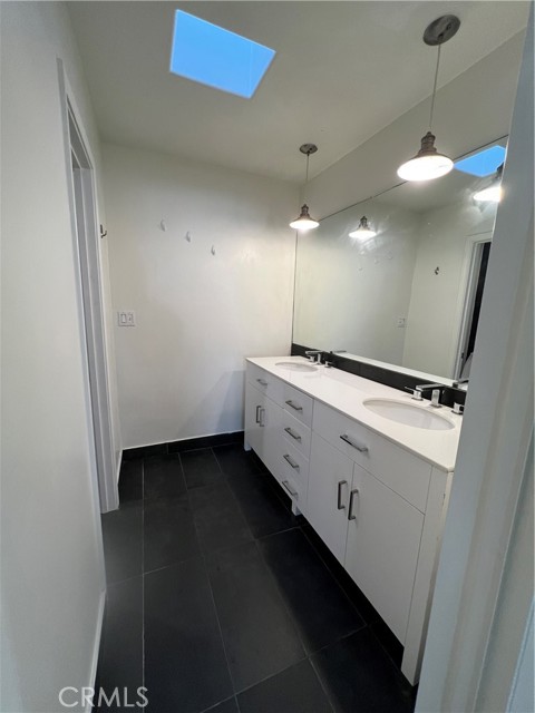 1345 N Fuller AVE Unit: 306