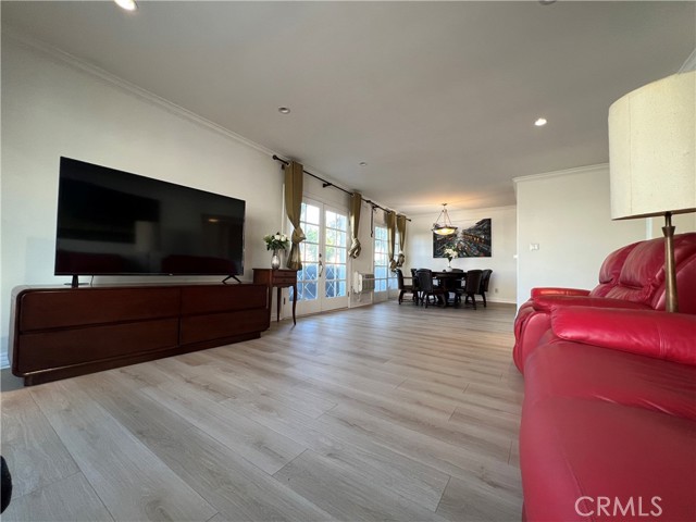 1345 N Fuller AVE Unit: 306