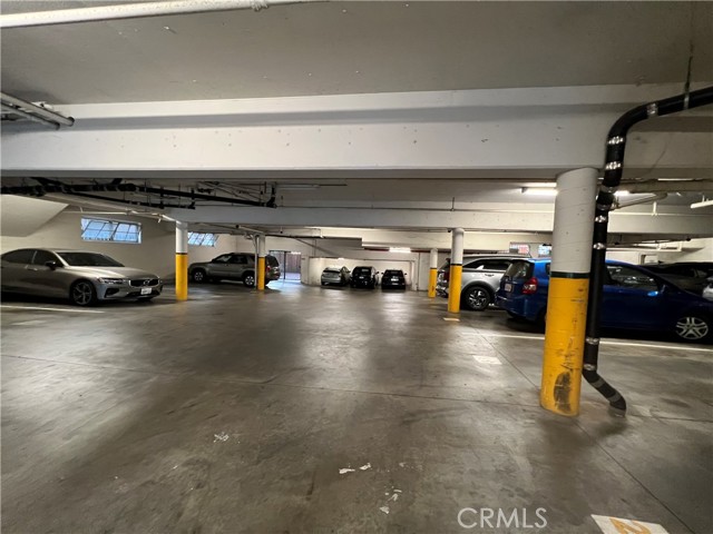 1345 N Fuller AVE Unit: 306