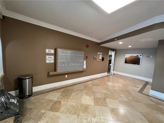 1345 N Fuller AVE Unit: 306