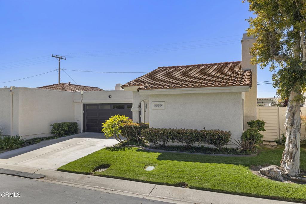 2221 Avenida San Antero