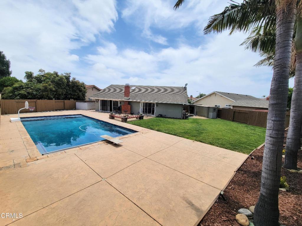 6673 Sora Street