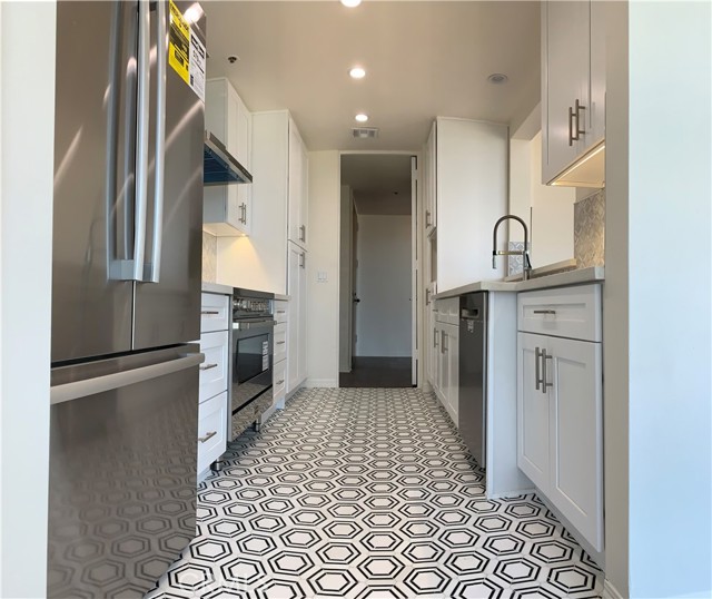 1033 Ocean AVE Unit: 401