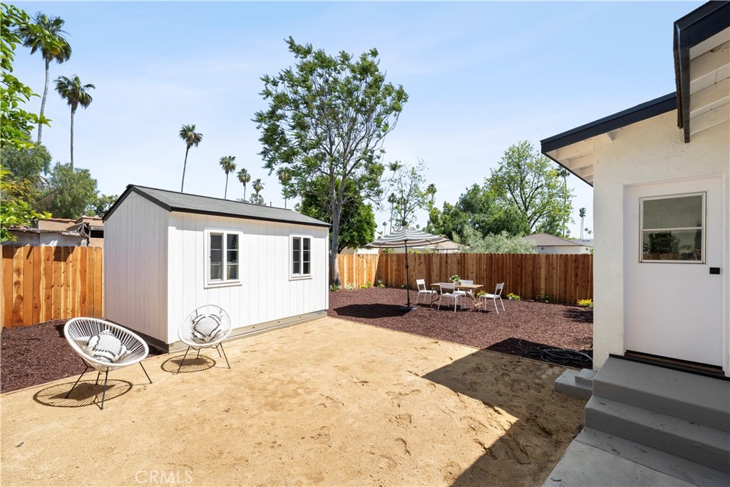 3420 Lifur Avenue