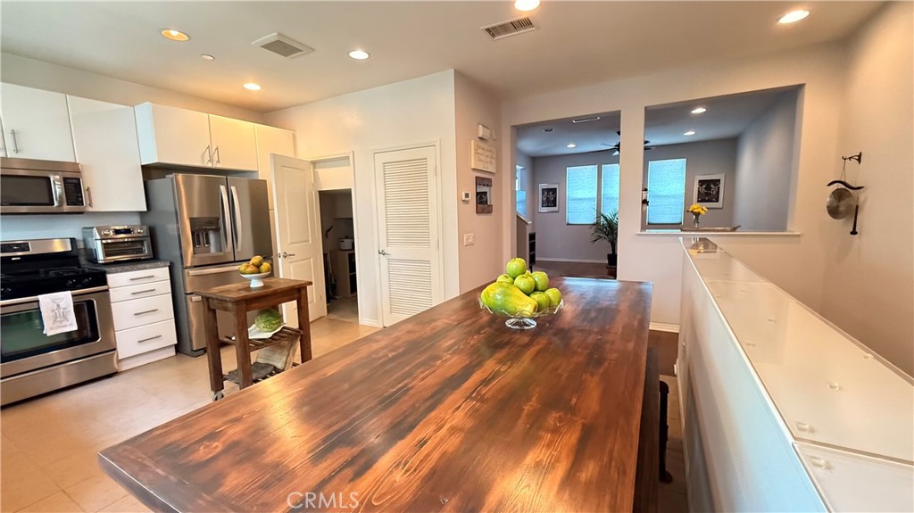 163 Clementine Court