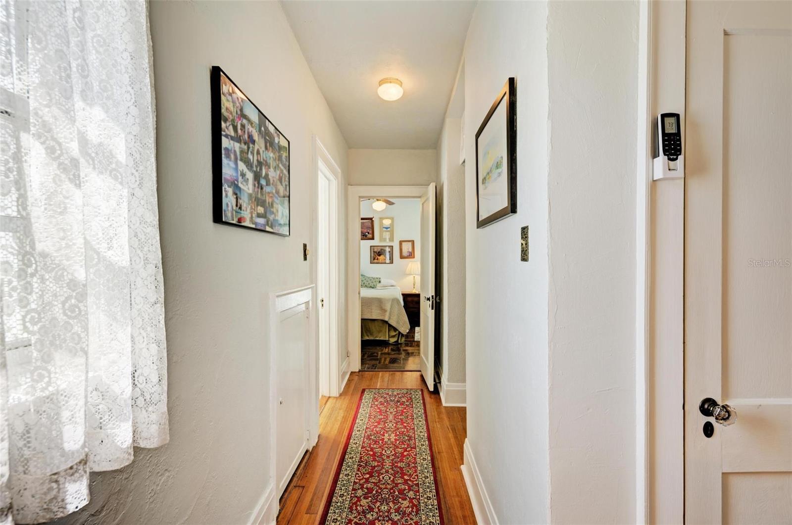 7602 SENRAB DR