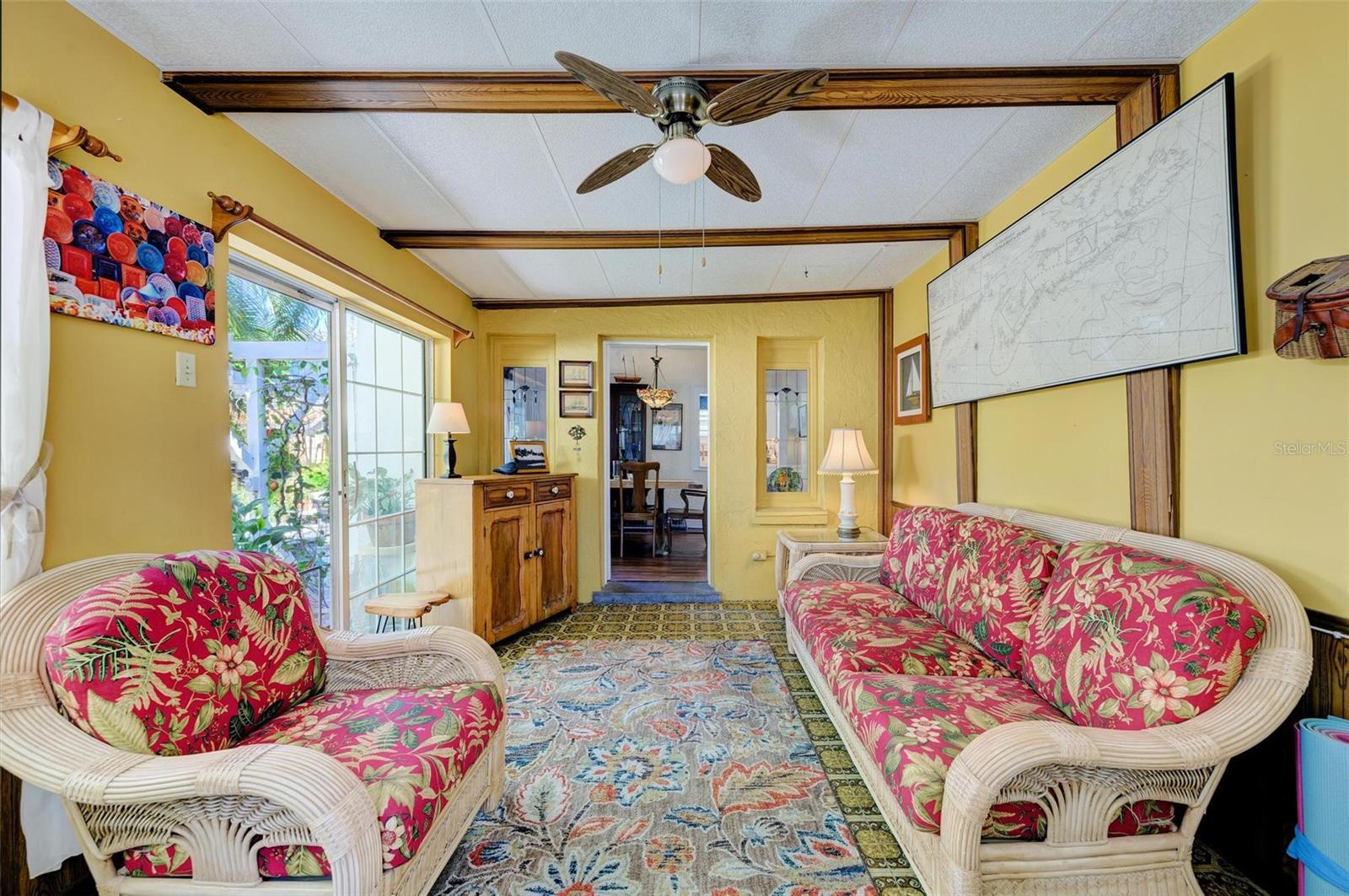 7602 SENRAB DR