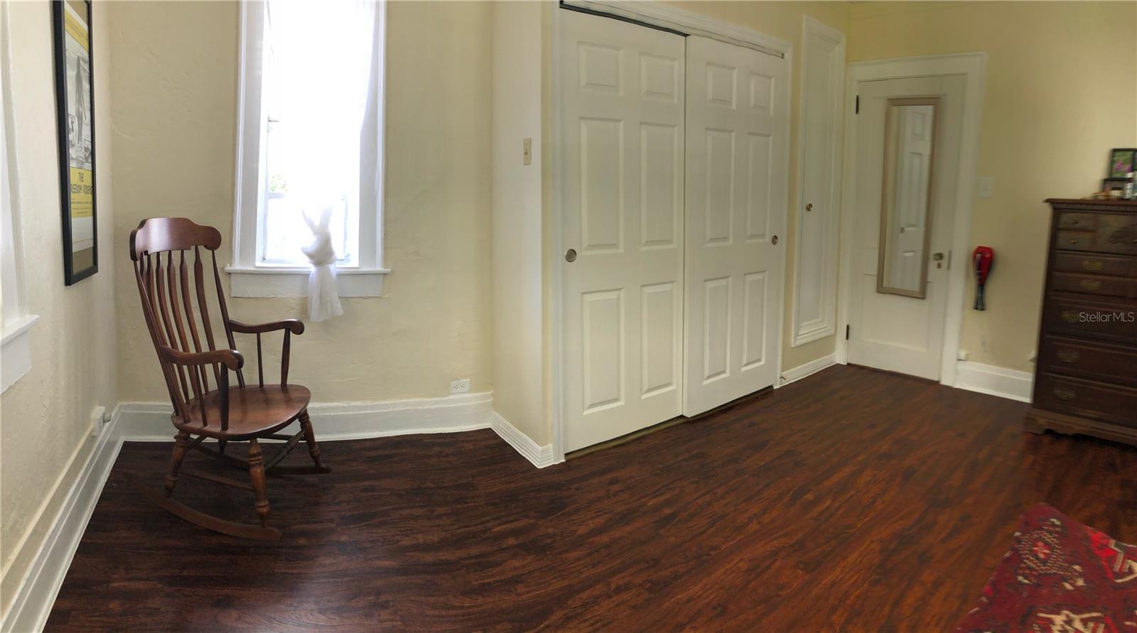 7602 SENRAB DR