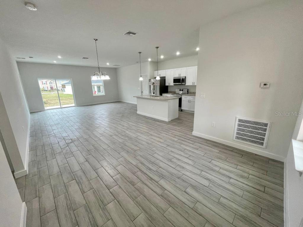 274 ELM CT