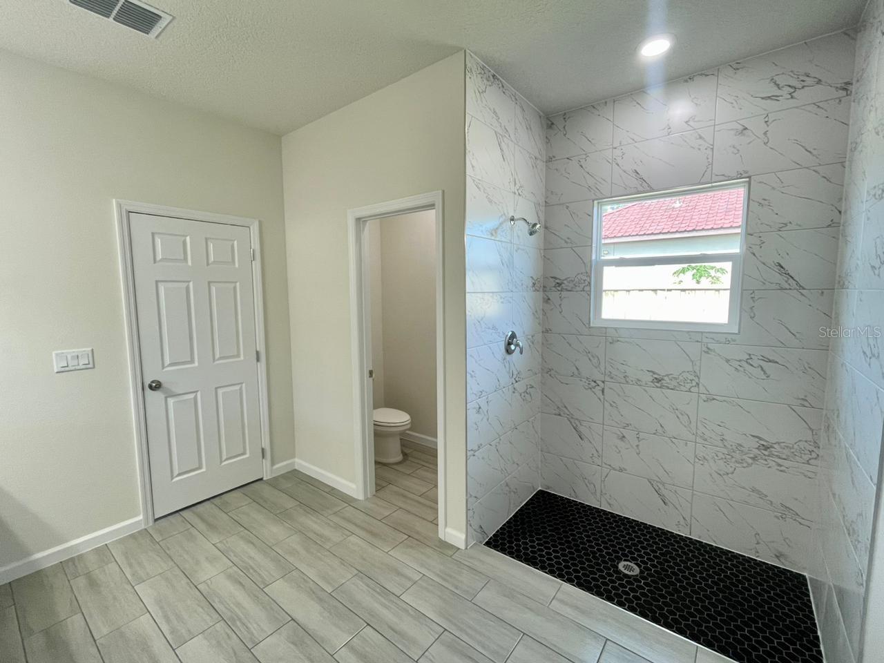 274 ELM CT