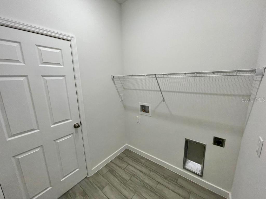 274 ELM CT