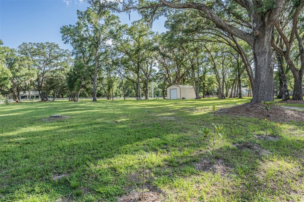 1407 WHITAKER RD
