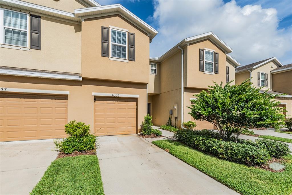 4835 WHITE SANDERLING CT