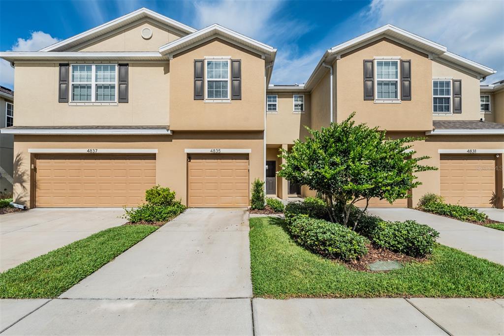 4835 WHITE SANDERLING CT