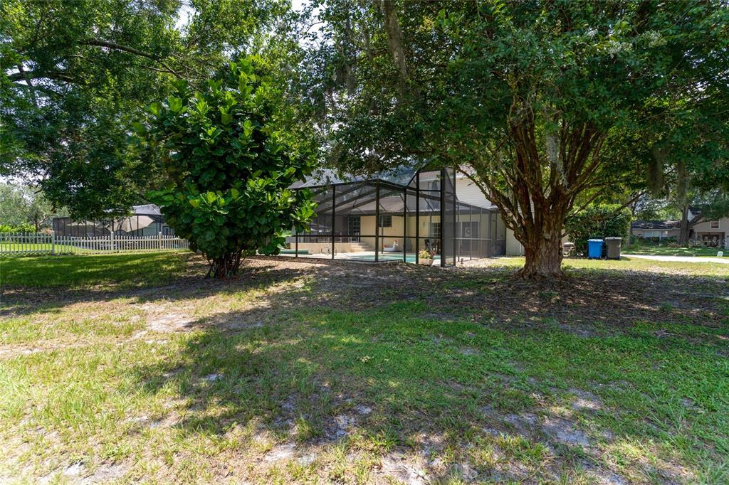 16210 W COURSE DR