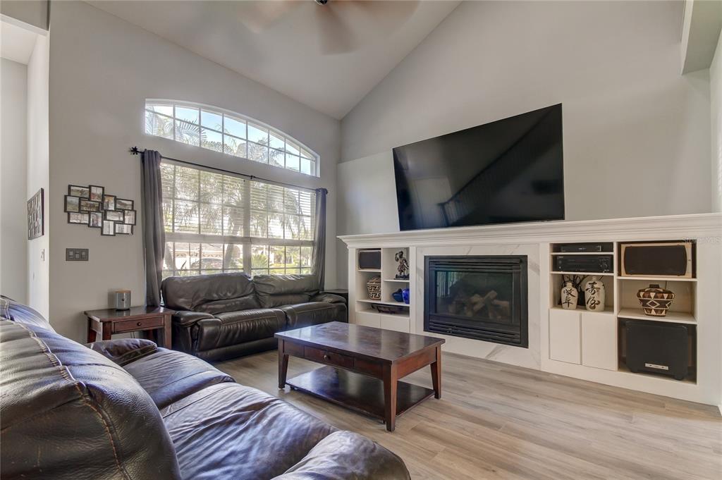 16448 TURNBURY OAK DR