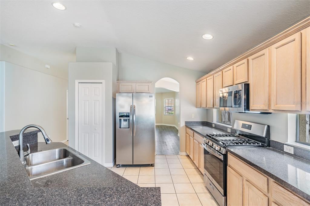 15415 LAKE BELLA VISTA DR